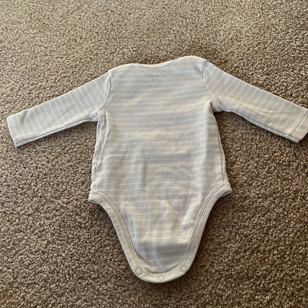 Carters 3M Long sleeve Onesie (set 2)